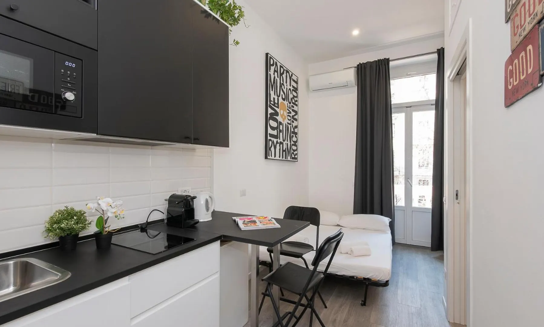 Ihost Studio - Lomellina 14A Milan Italy