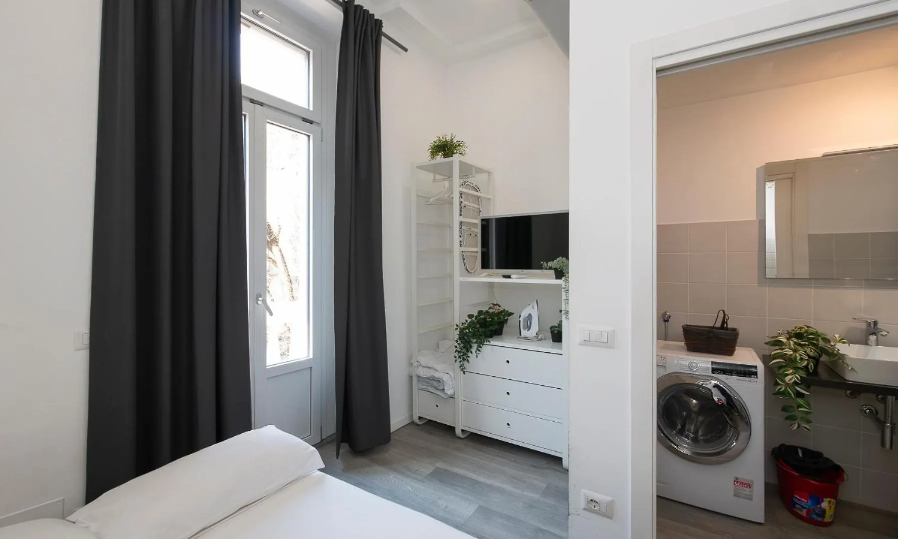 Ihost Studio - Lomellina 14A Milan